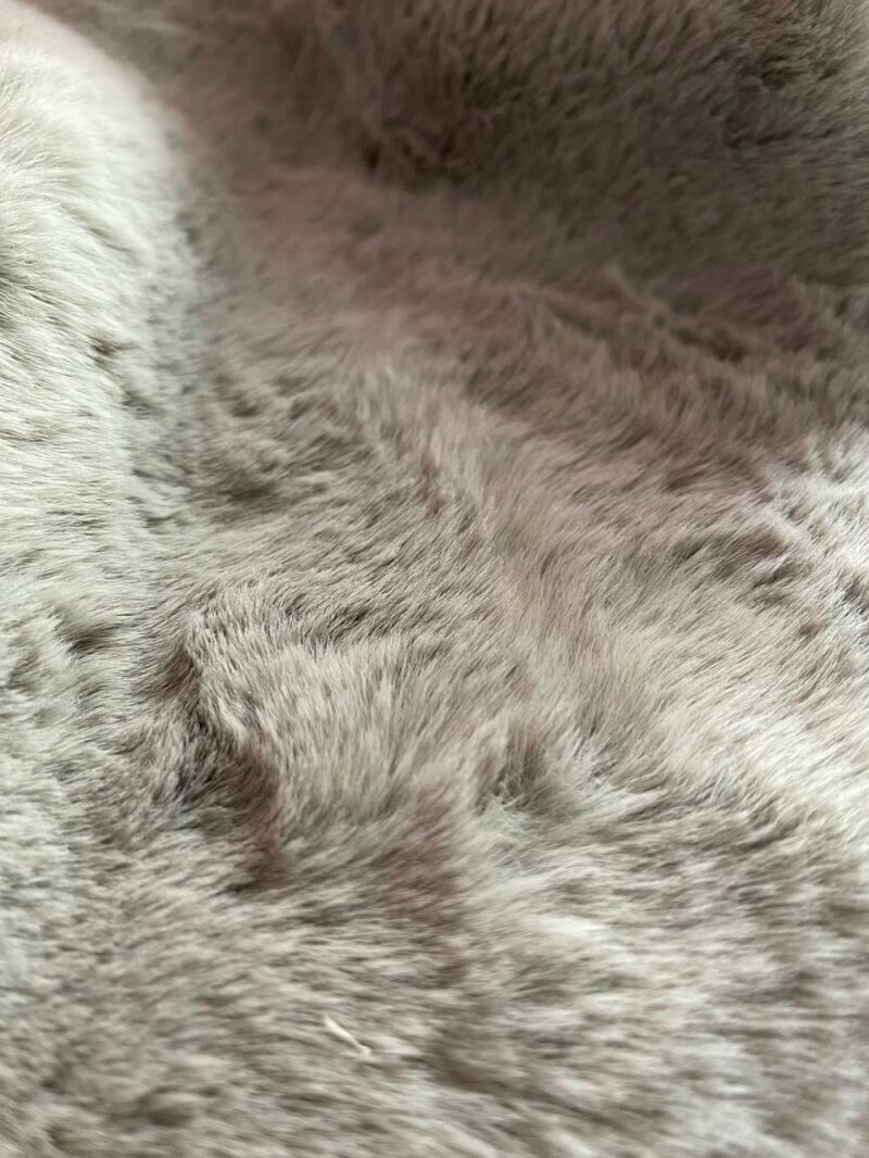 Luxury dog blankets and throws silver faux fur throw