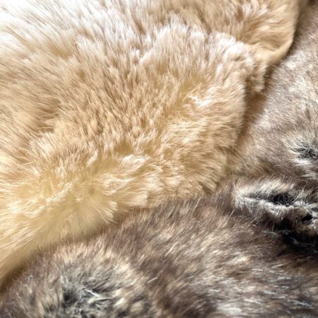 Luxury dog beds - Faux fur donut bed