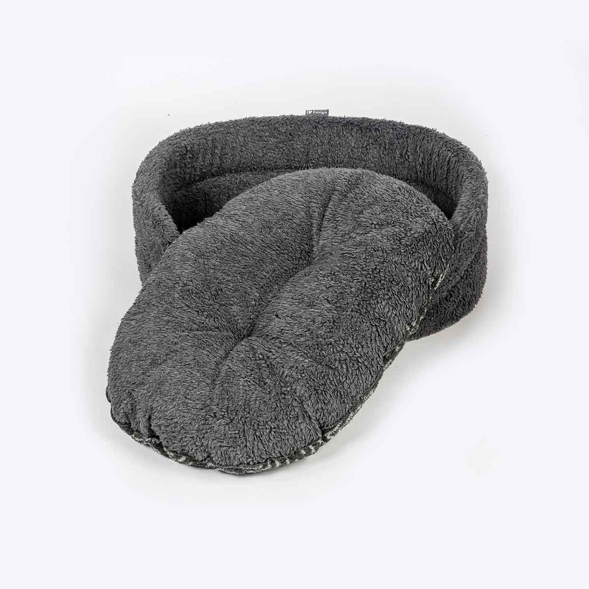 Fleece Charcoal Arrows Slumber Dog Bed