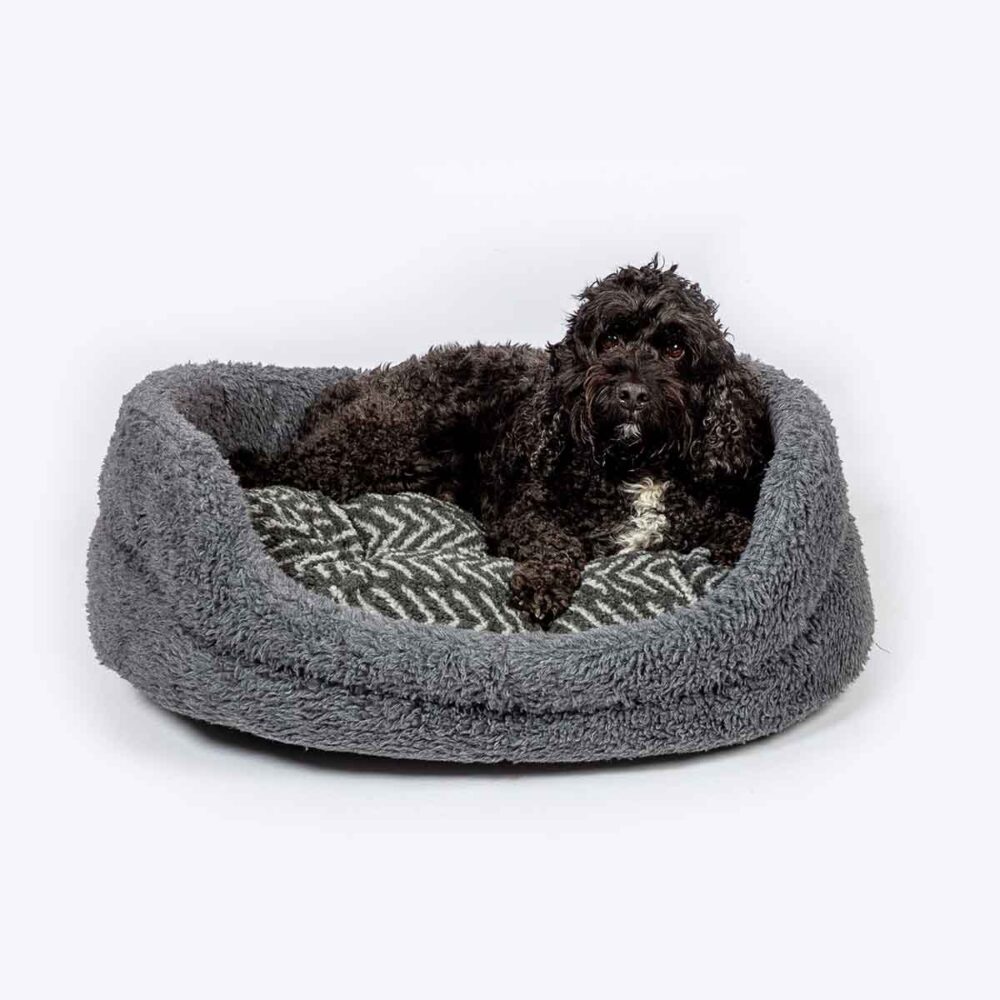 Fleece Charcoal Arrows Slumber Dog Bed