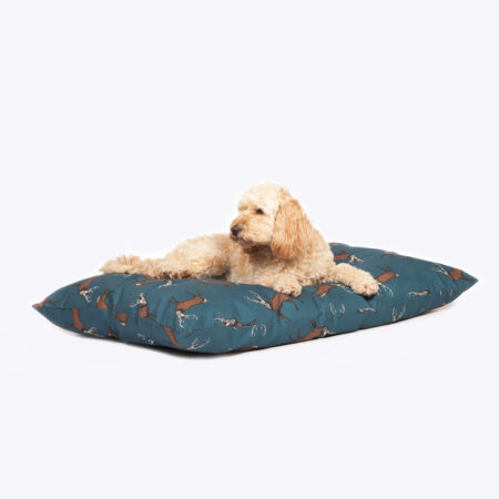 Woodland Stag Deep Duvet Dog Bed