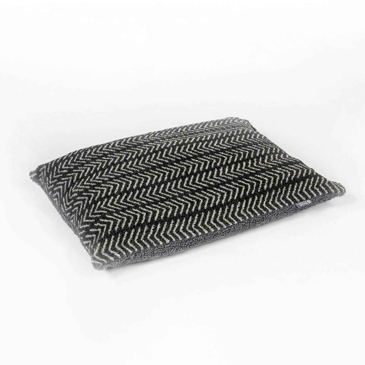 Sherpa Fleece Charcoal Arrows Dog Duvet Cover - Image 3