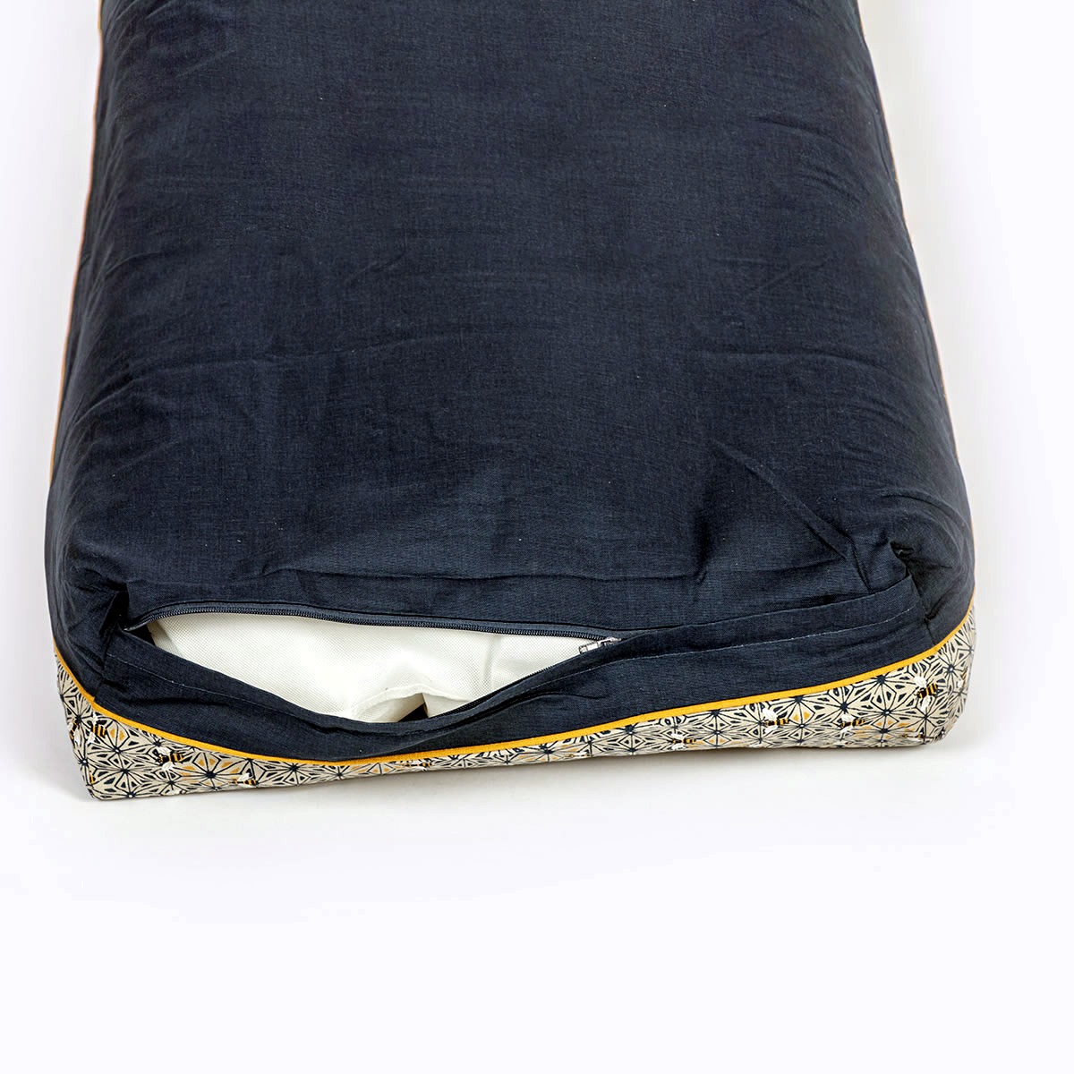 FatFace Geo Bees Deep Duvet Cover - Image 4