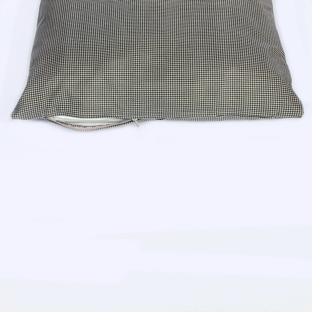 Vintage Dogstooth Dog Duvet Cover - Image 5